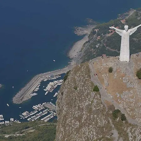 Cala Del Citro מלון