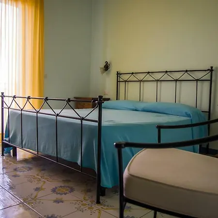 Hotel Cala Del Citro 3*