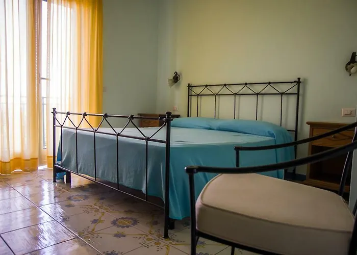 Hotel Cala Del Citro 3*